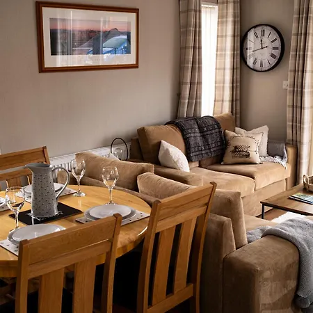 Luxury Lodge Forfar Exterior photo